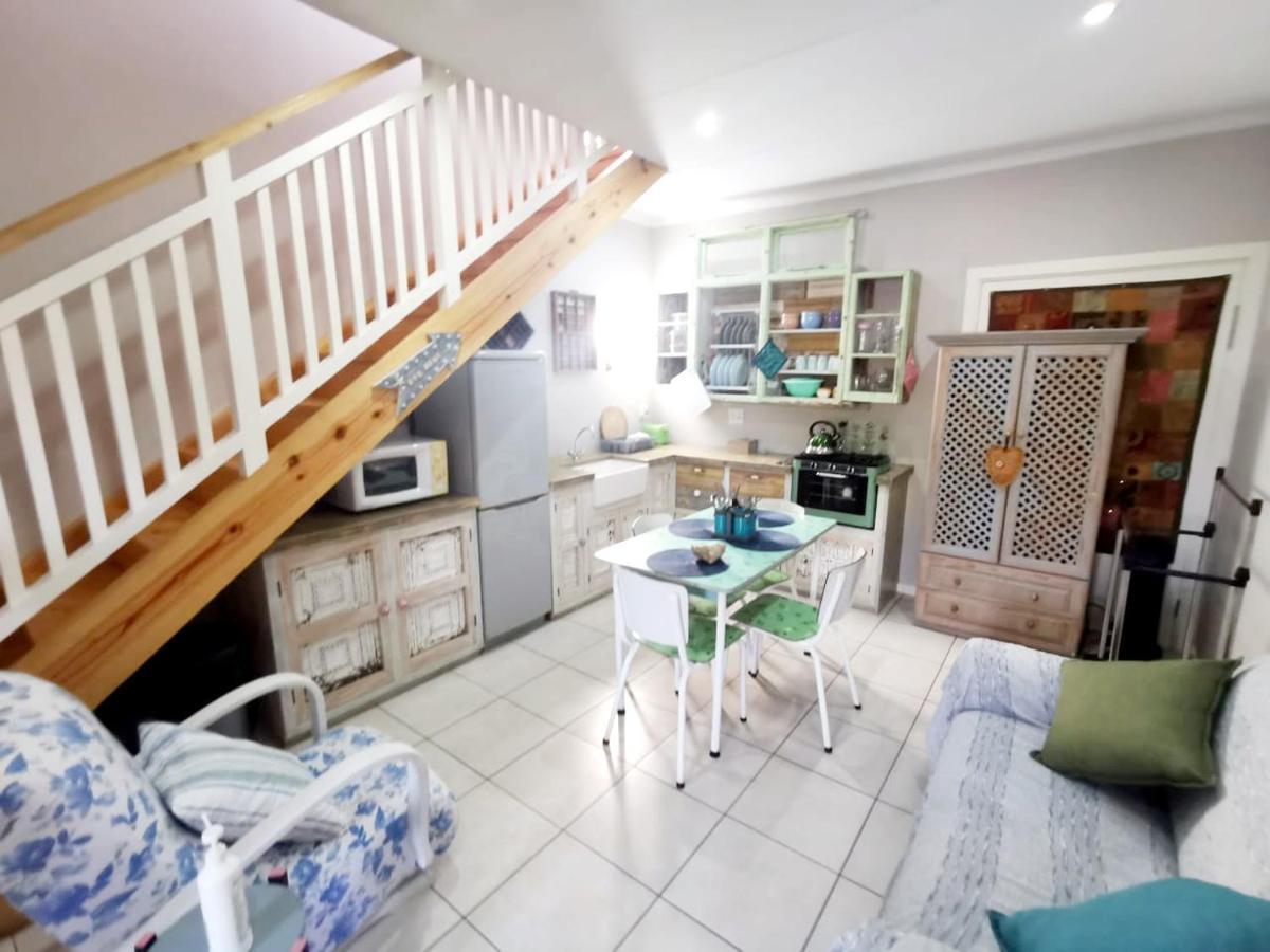 The Coelacanth Guest House And Beach Thyme Self Catering Kiddʼs Beach Extérieur photo