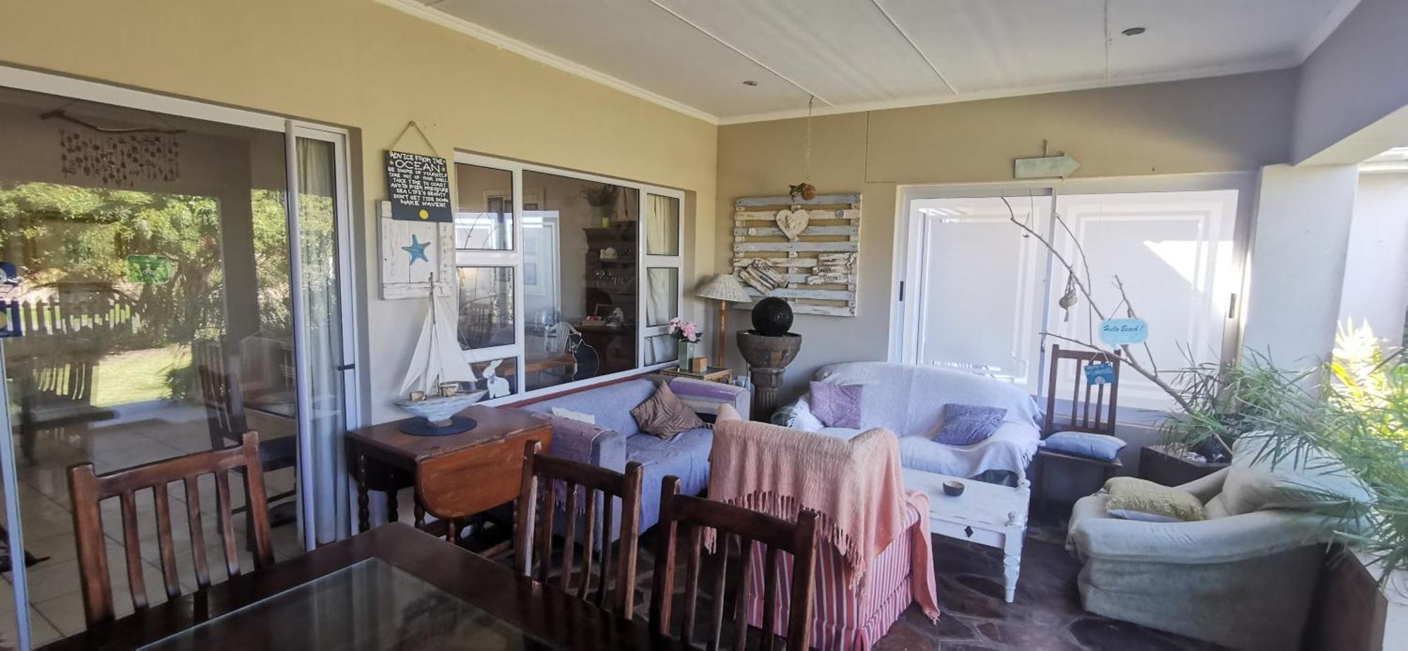 The Coelacanth Guest House And Beach Thyme Self Catering Kiddʼs Beach Extérieur photo