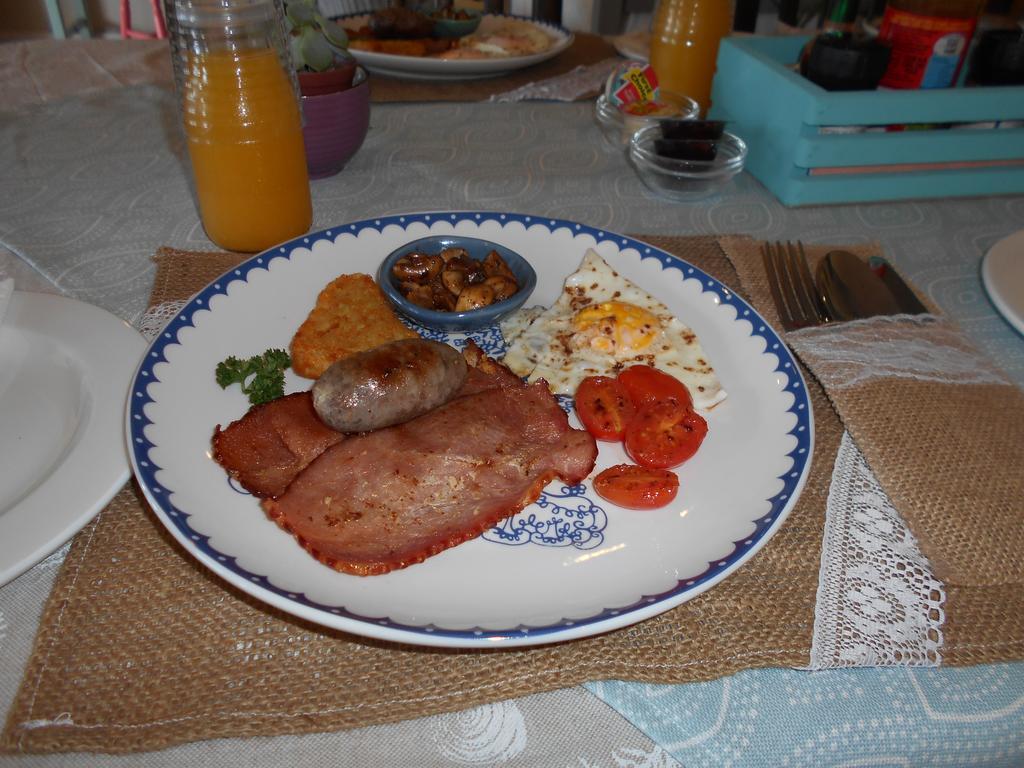 The Coelacanth Guest House And Beach Thyme Self Catering Kiddʼs Beach Extérieur photo